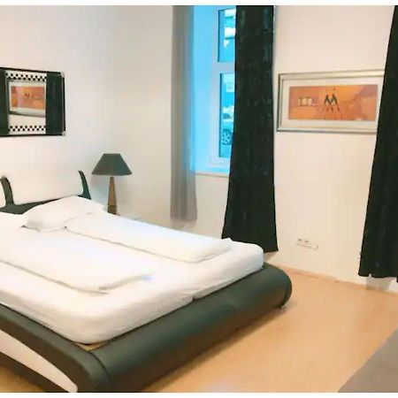 Sweet 1Br Apt. Simmering - Ideal For Longstays Wien Exterior foto